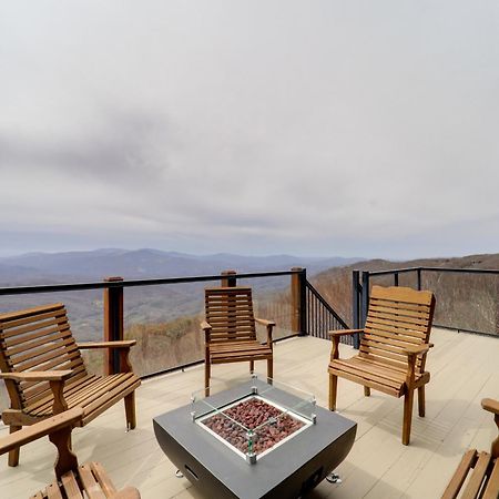 Sky Barn Retreat In Beech Mountain With Views And Deck Villa Exterior photo